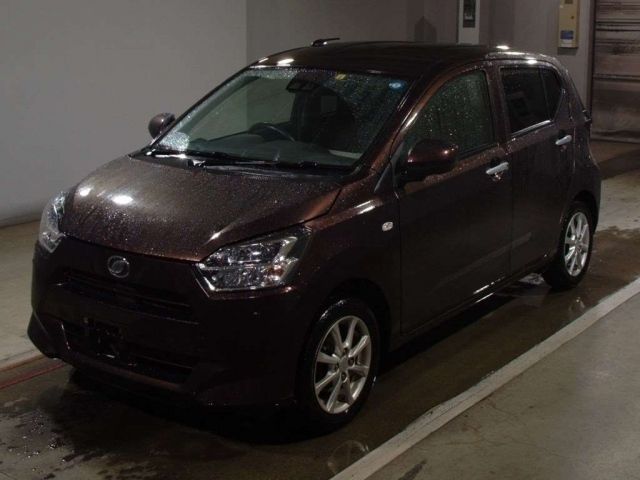 4590 Daihatsu Mira e s LA350S 2017 г. (TAA Chubu)